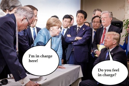 DfVTdmzU8AAljxE.jpg